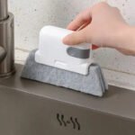 Brosse Nettoyante Spéciale Rainures – Nettoyage Facile et Rapide des Rails de Fenêtres - Image 4